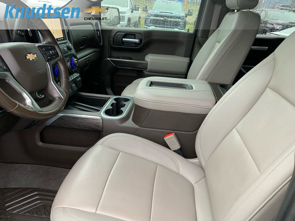 Used 2021 Chevrolet Silverado 1500 LTZ w/ LTZ Premium Package image 15