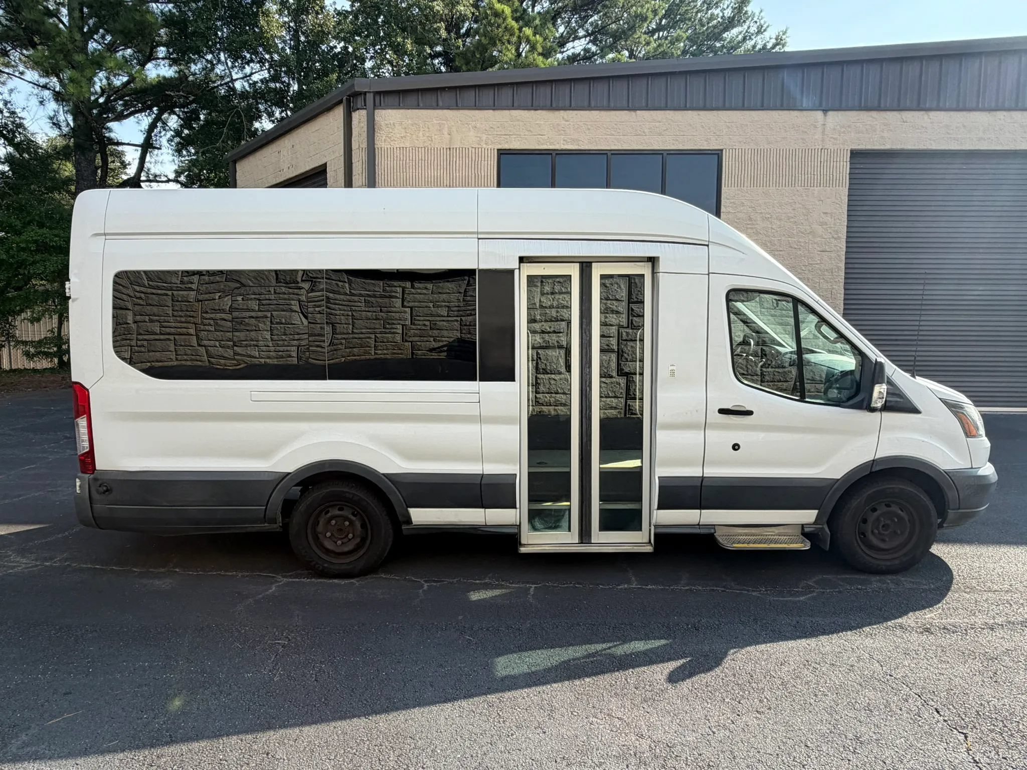 Used 2018 Ford Transit 350 148 High Roof Extended RWD image 5