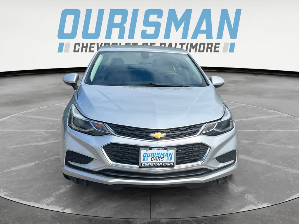 Used 2017 Chevrolet Cruze LT FWD image 8