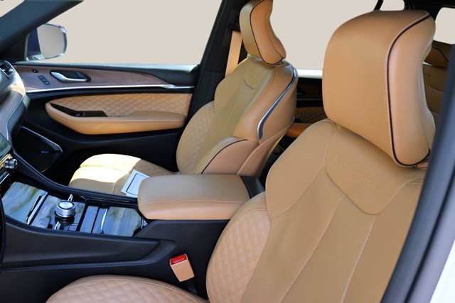 Used 2023 Jeep Grand Cherokee Summit w/ MOPAR Finishing Package image 13