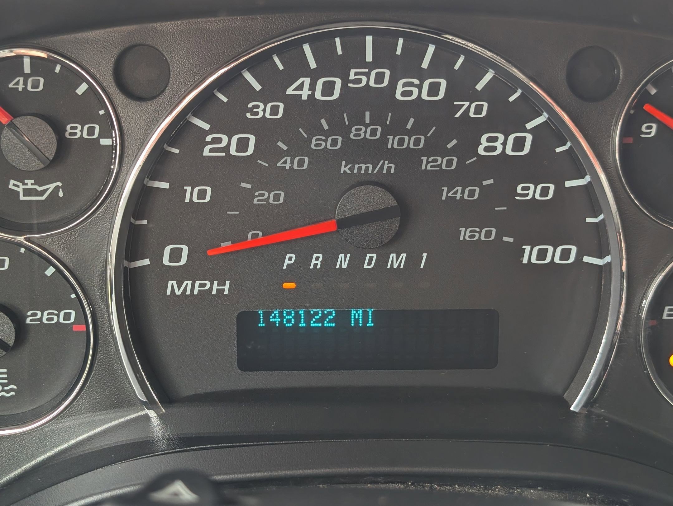 Used 2018 Chevrolet Express 2500 w/ Driver Convenience Package RWD image 14