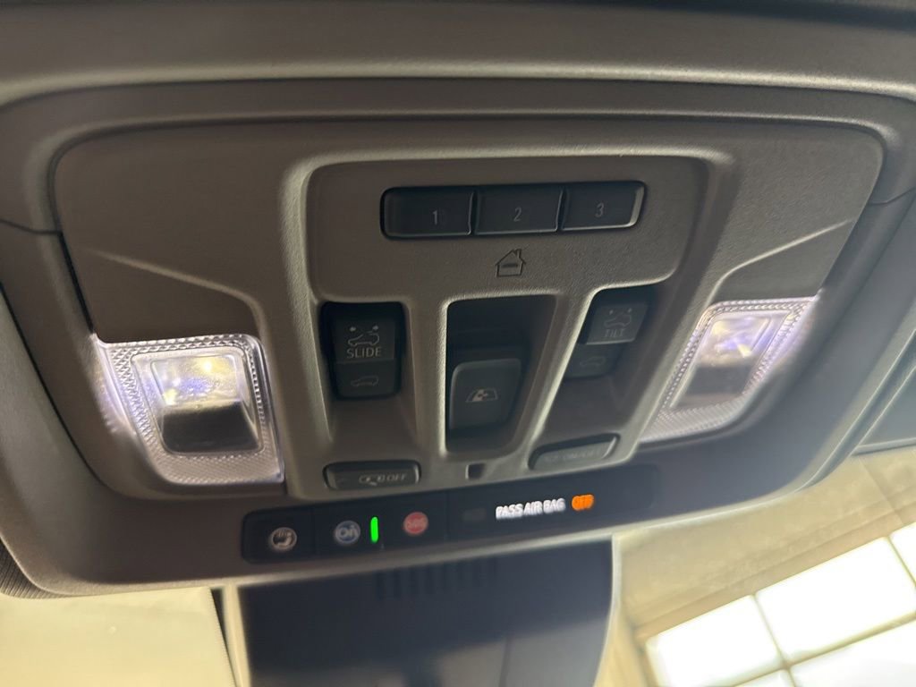 Used 2024 GMC Sierra 1500 Denali AWD/4WD image 23