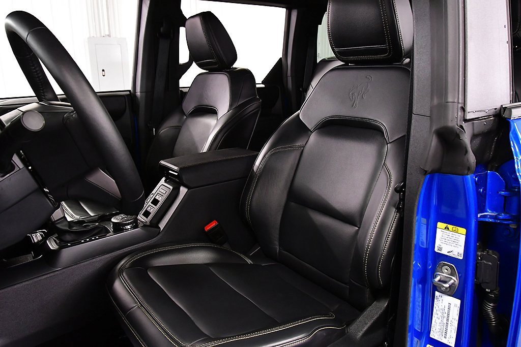 Used 2025 Ford Bronco Badlands image 28