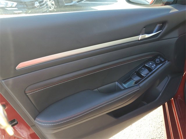 Certified 2023 Nissan Altima 2.5 SR w/ SR Premium Package image 15