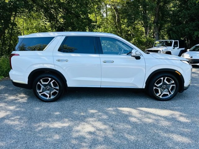 Used 2024 Hyundai Palisade Limited image 4