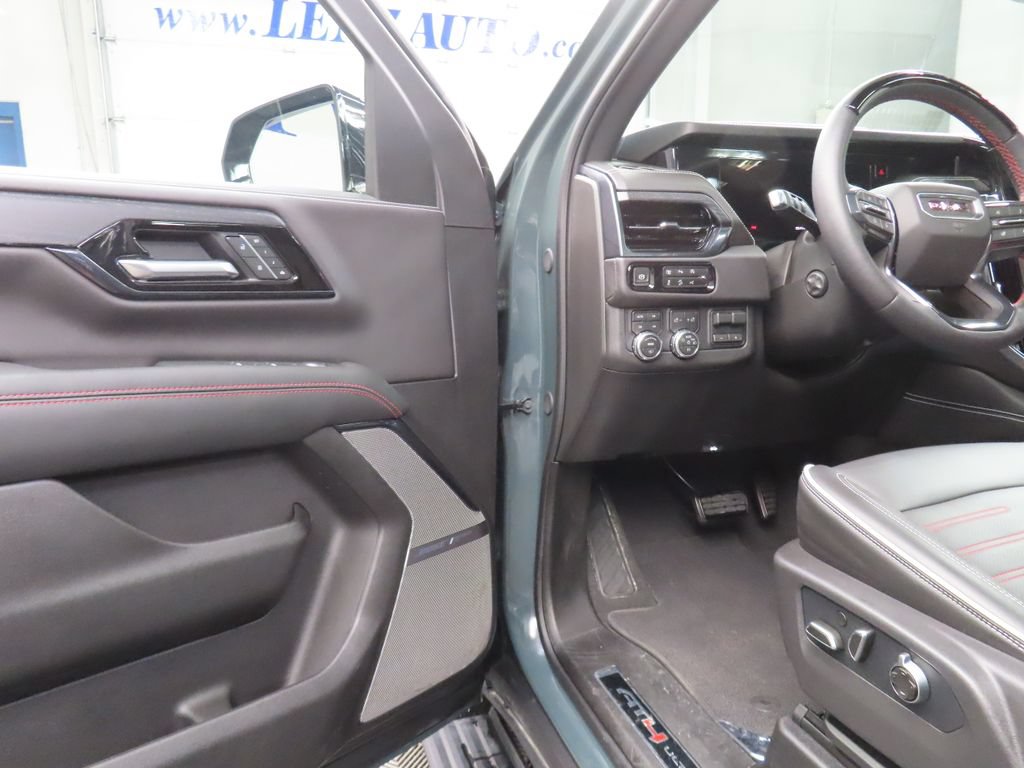 Used 2026 GMC Yukon XL AT4 Ultimate AWD/4WD image 52