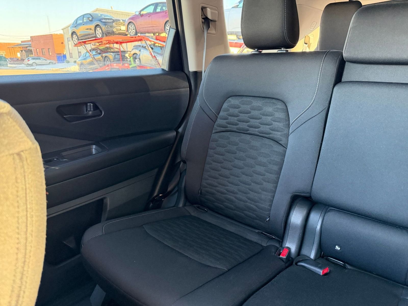 Used 2025 Nissan Pathfinder SV image 42