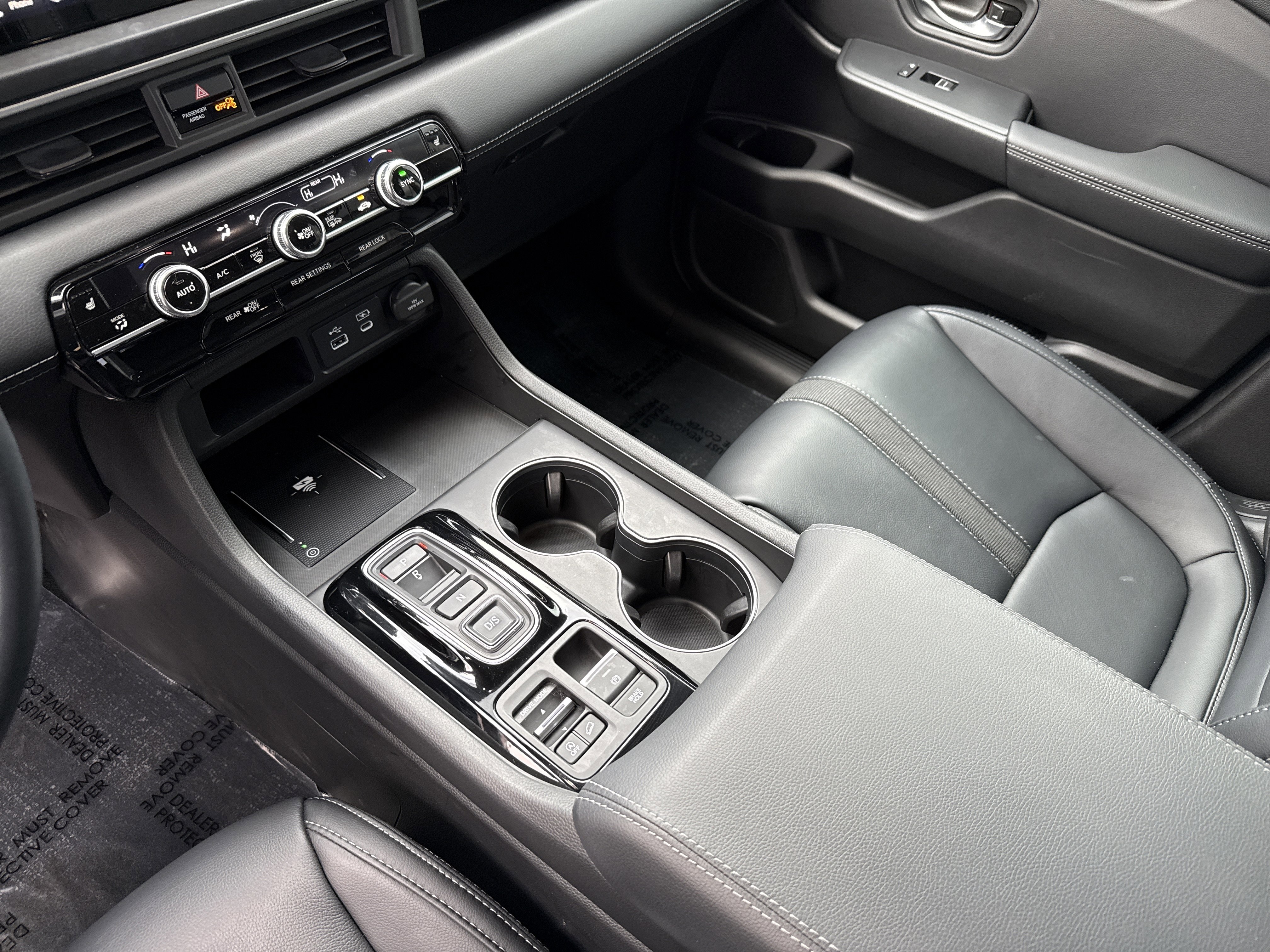 Used 2025 Honda Pilot EX-L image 26