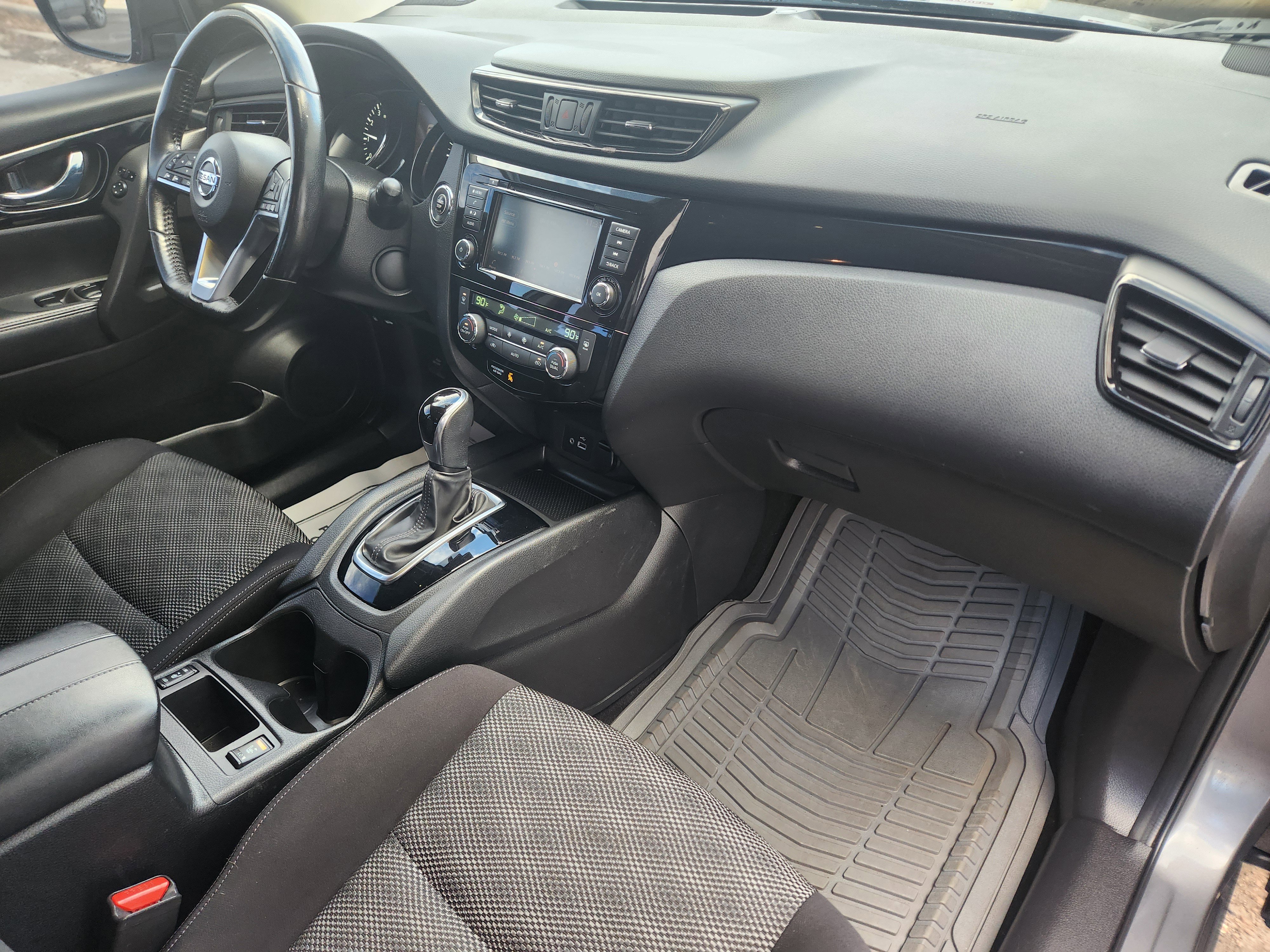 Used 2019 Nissan Rogue Sport SV w/ All-Weather Package image 15