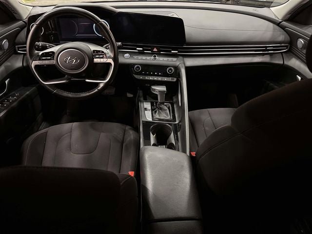 Used 2023 Hyundai Elantra SEL w/ Convenience Package FWD image 20