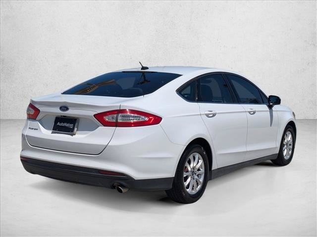 Used 2016 Ford Fusion S FWD image 5