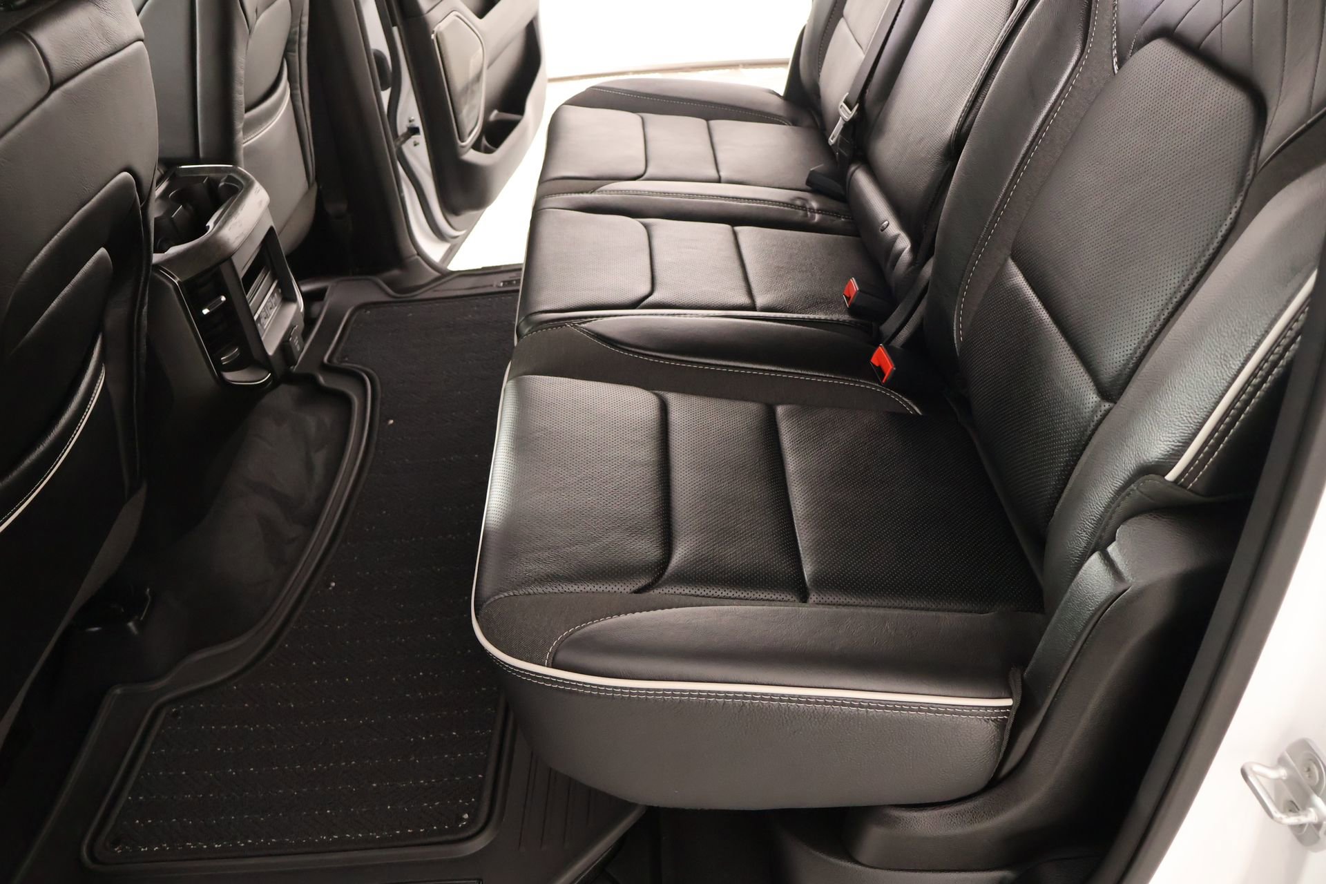 Used 2025 RAM 1500 Limited AWD/4WD image 13