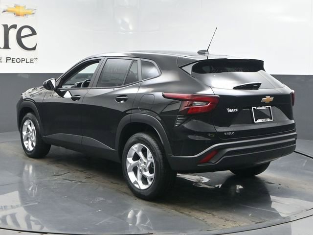 New 2026 Chevrolet Trax LS w/ LS Convenience Package image 14