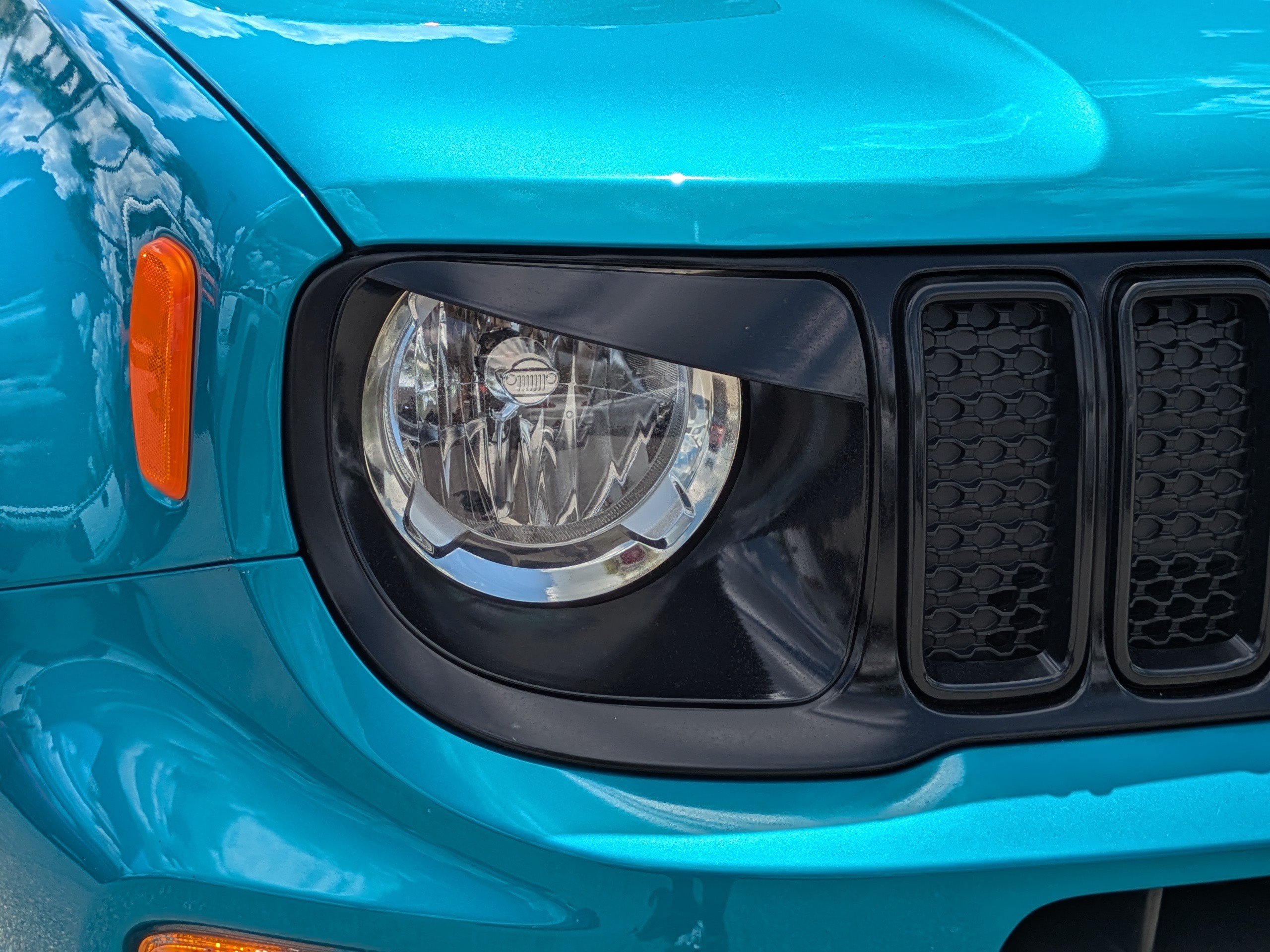 Used 2022 Jeep Renegade Latitude AWD/4WD image 10
