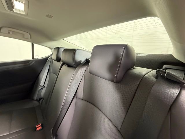 Certified 2025 Lexus ES 300h 300h w/ Premium Package image 32