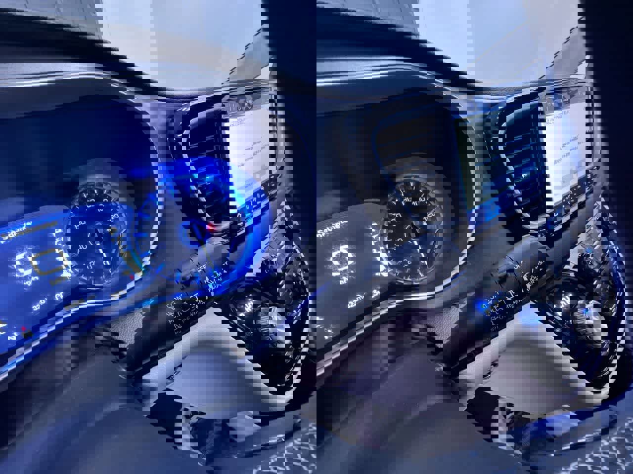 Used 2024 Chrysler Pacifica Touring-L image 19