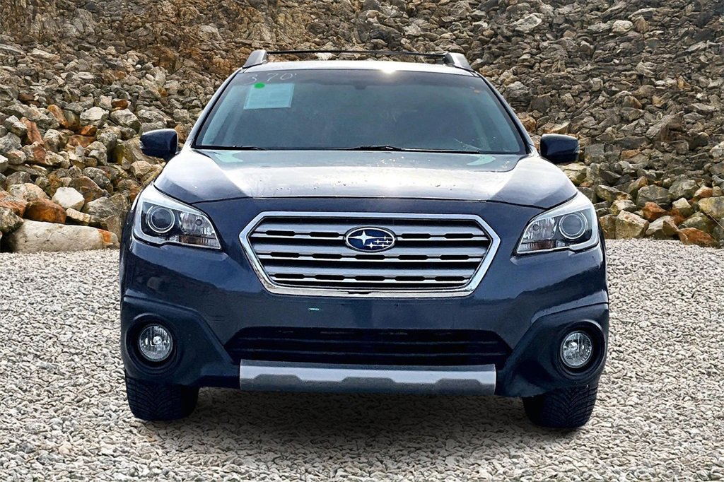 Used 2015 Subaru Outback 2.5i Limited image 3