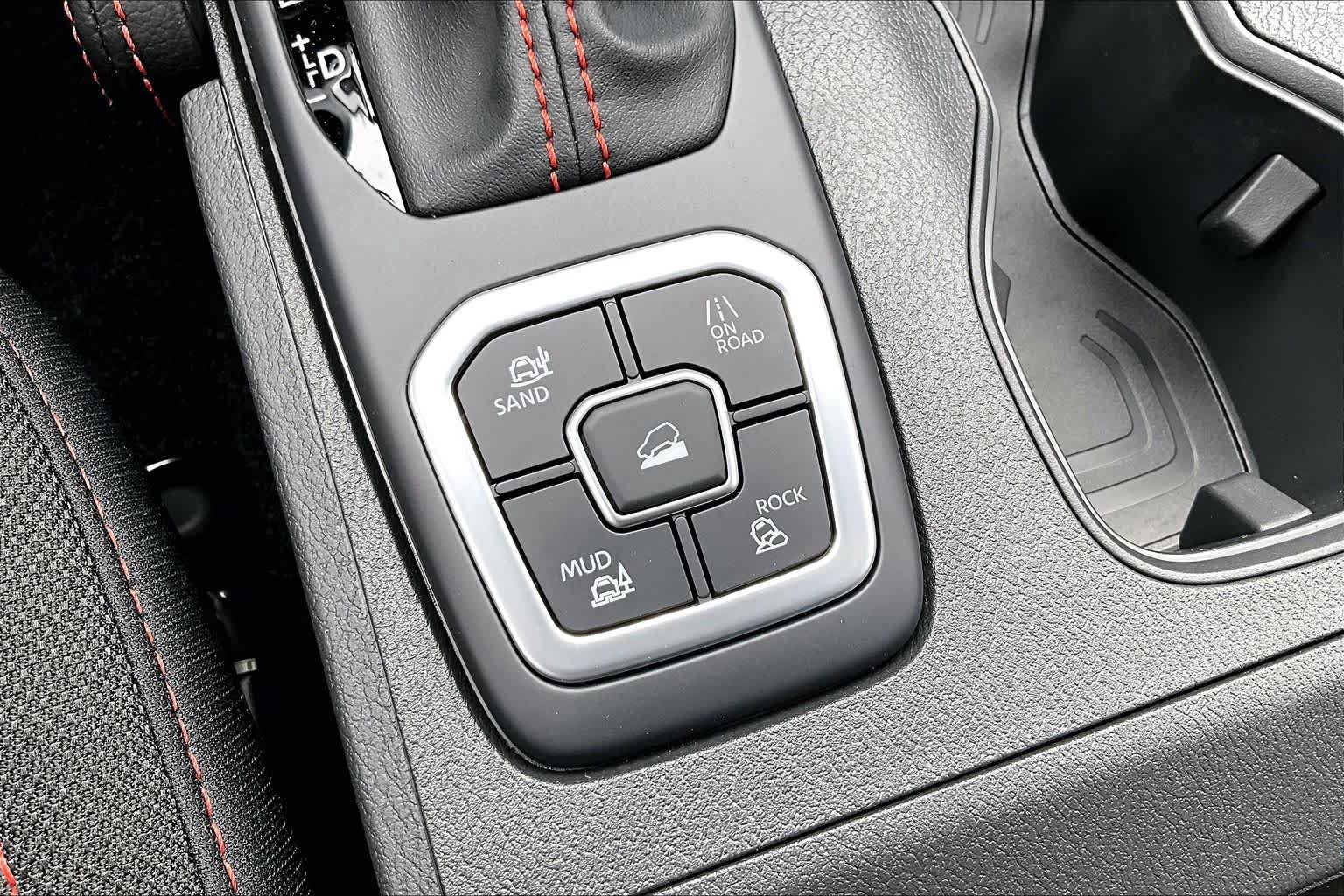 New 2026 Nissan Frontier PRO-4X AWD/4WD image 19