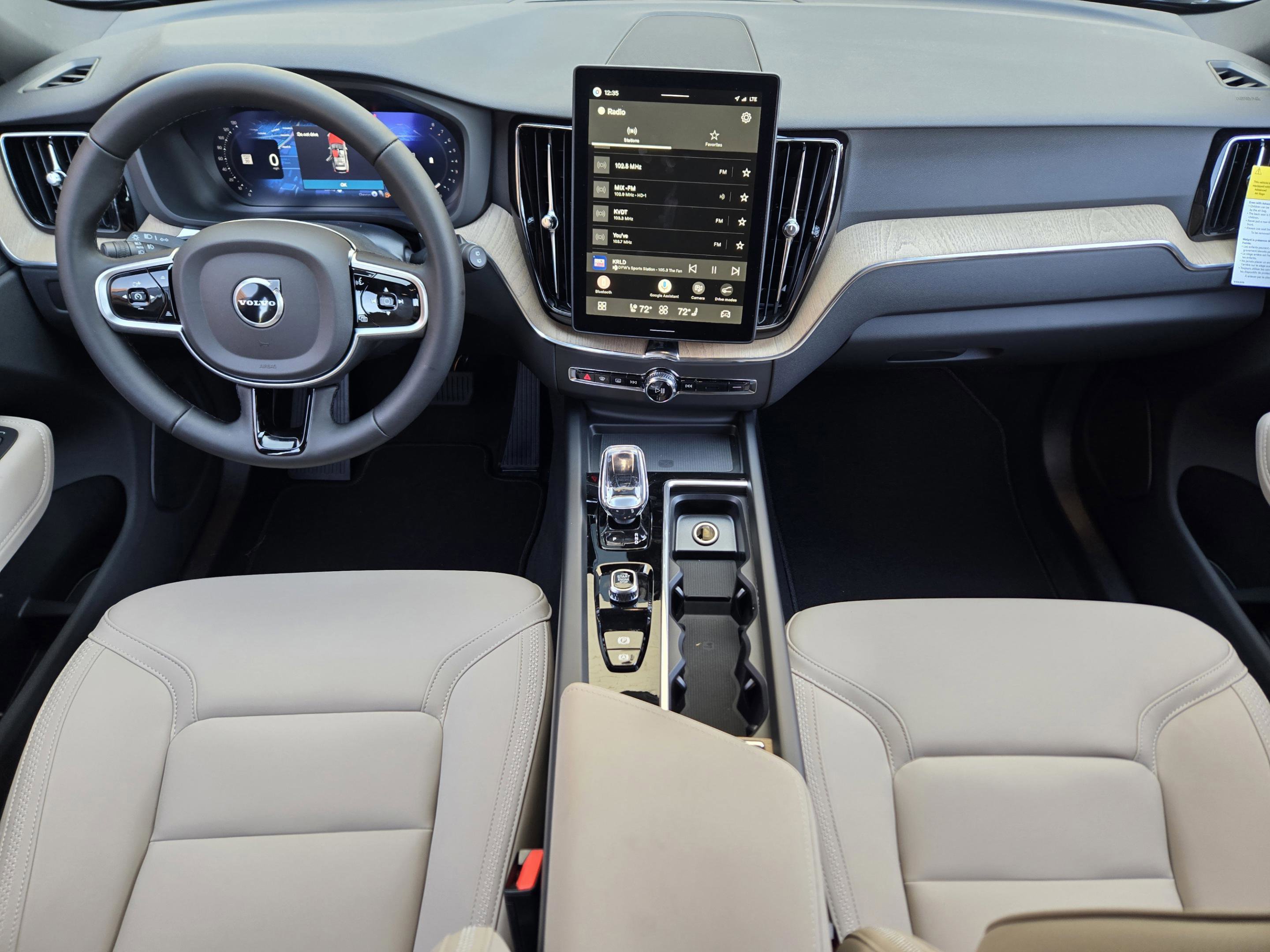 New 2026 Volvo XC60 B5 Plus w/ Protection Package Premier image 27