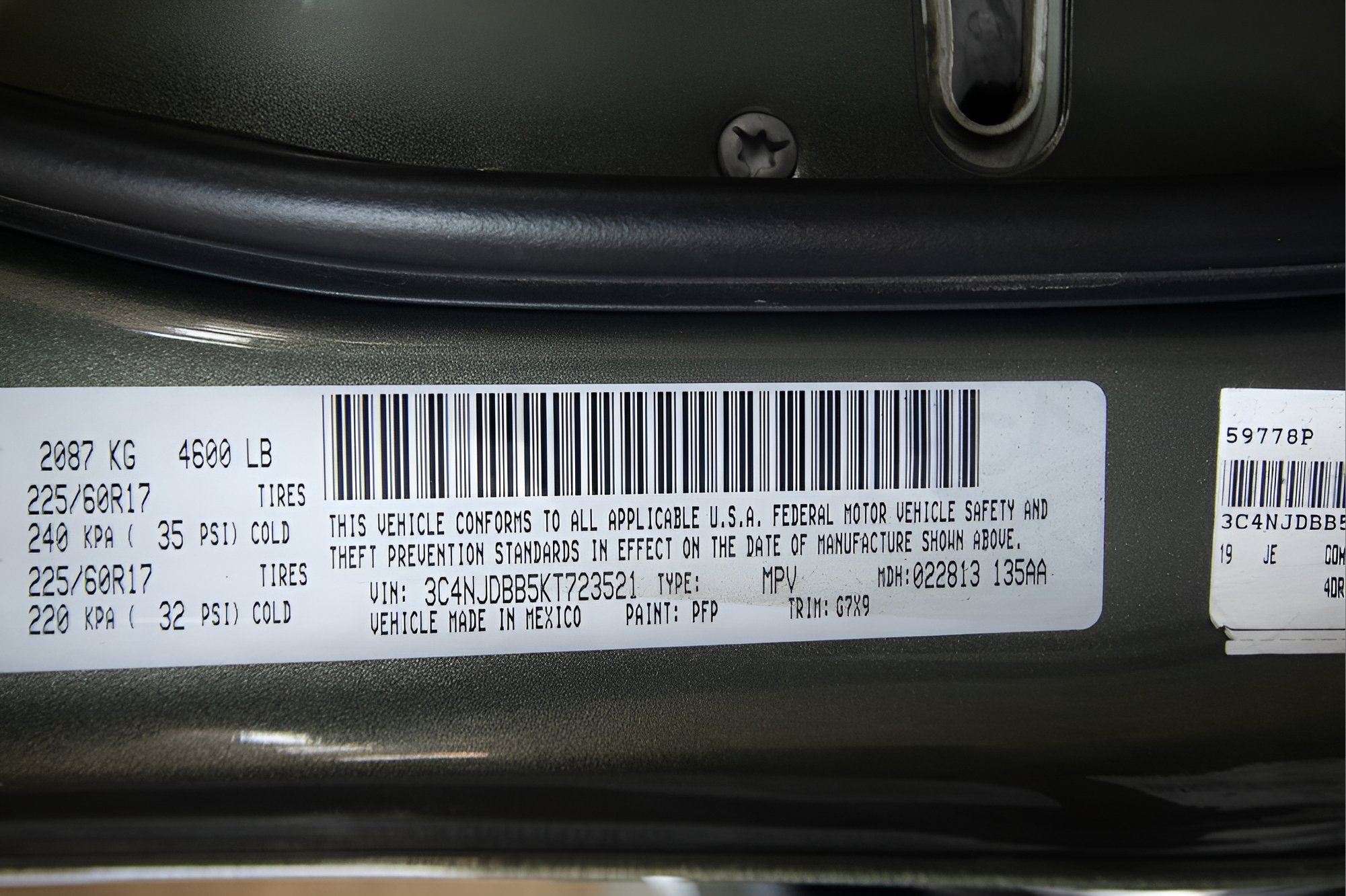 Used 2019 Jeep Compass Latitude AWD/4WD image 30