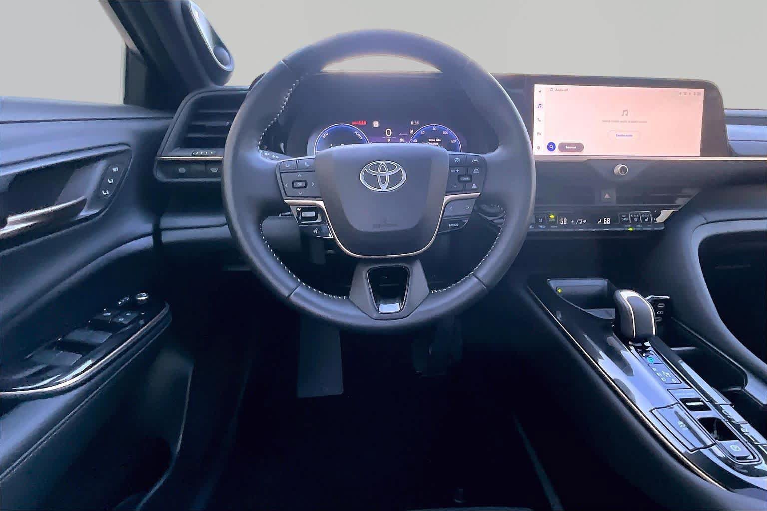 Certified 2026 Toyota Crown AWD/4WD image 6