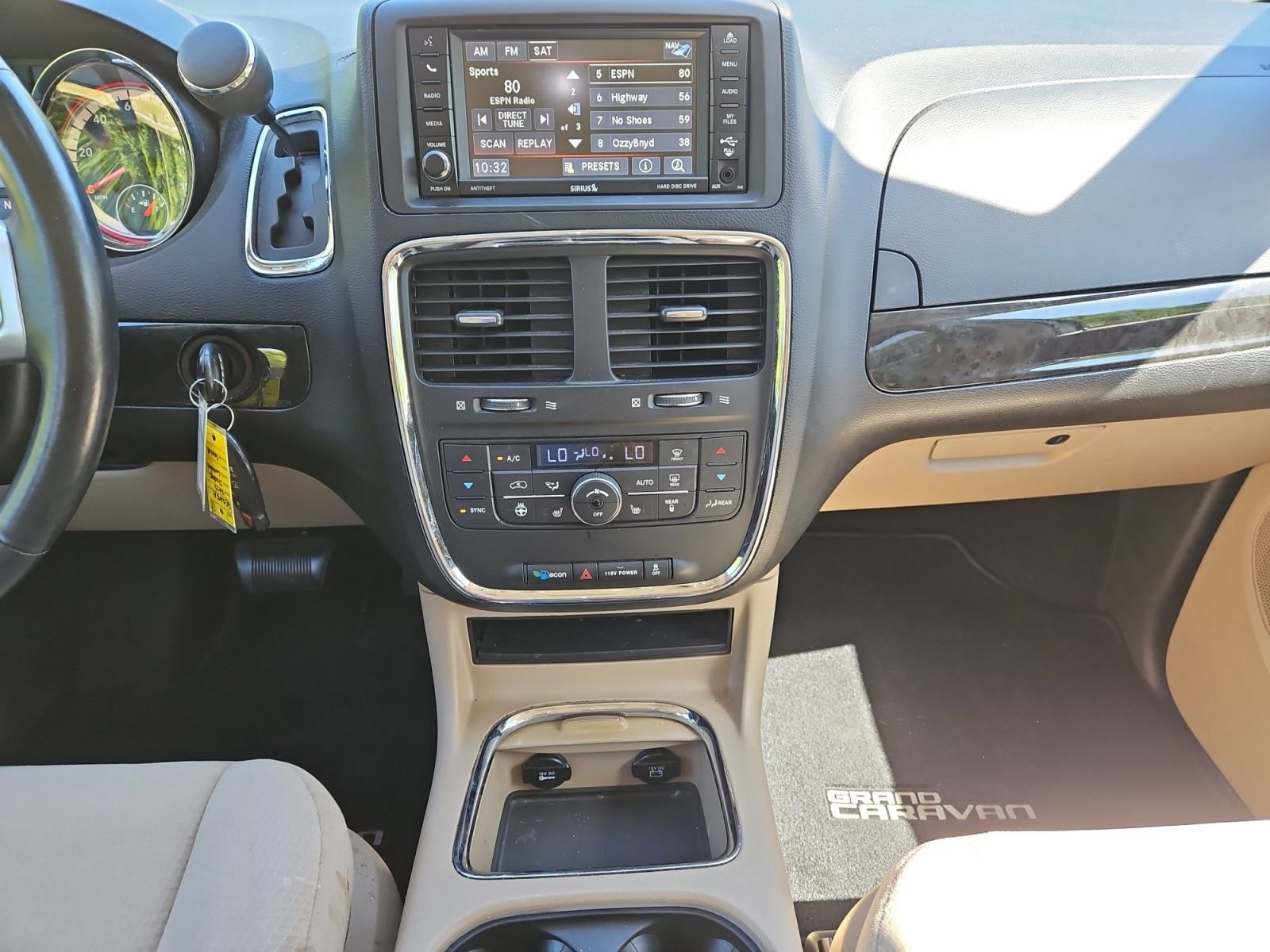 Used 2013 Dodge Grand Caravan Crew w/ Safety Sphere Group FWD image 11
