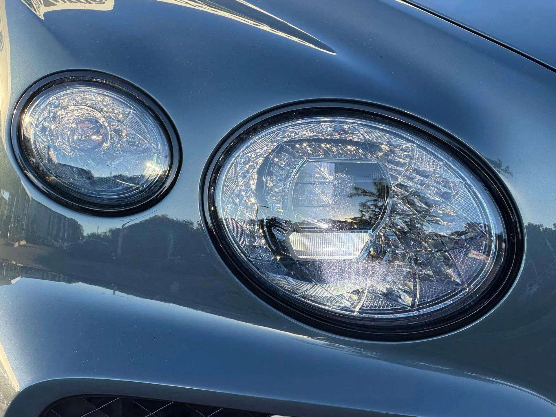 New 2026 Bentley Bentayga Speed image 9