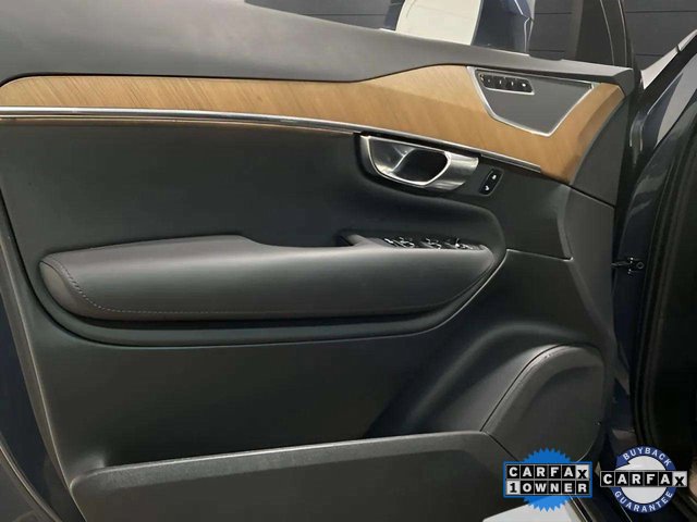 Used 2025 Volvo XC90 B6 Plus image 35