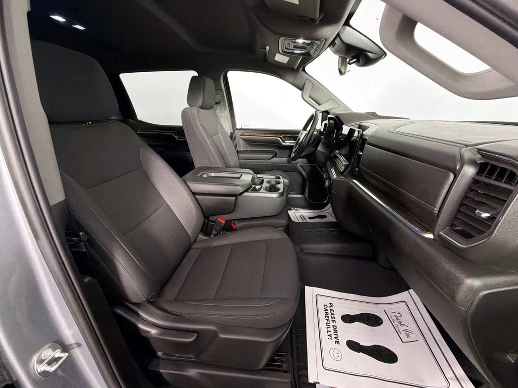 Used 2024 Chevrolet Silverado 1500 LT image 27