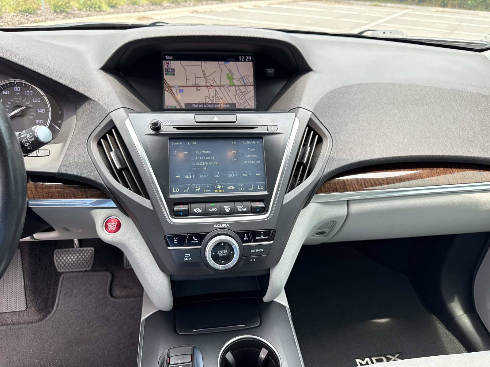 Used 2018 Acura MDX SH-AWD w/ Technology Package image 24