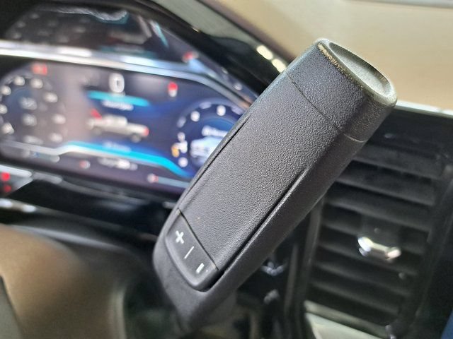 Used 2025 Chevrolet Silverado 1500 LT AWD/4WD image 13