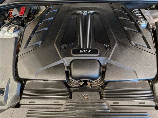 Used 2022 Bentley Bentayga image 24