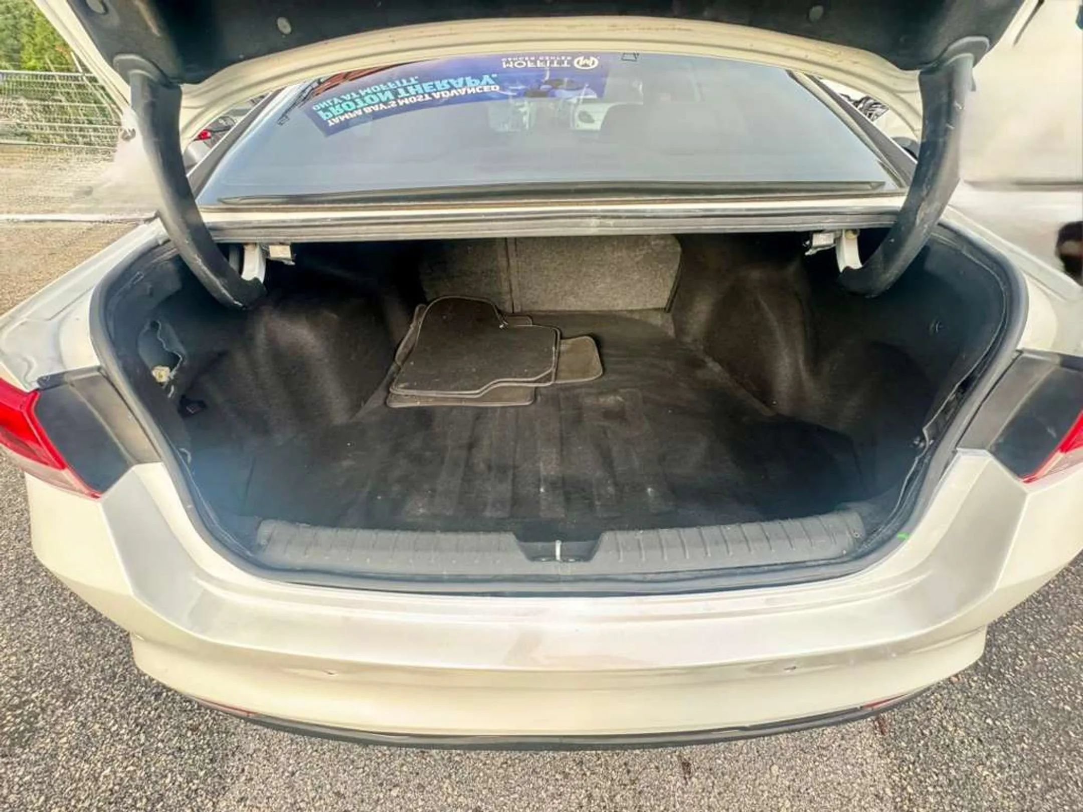 Used 2018 Kia Optima LX w/ 17" Alloy Wheels Package FWD image 19