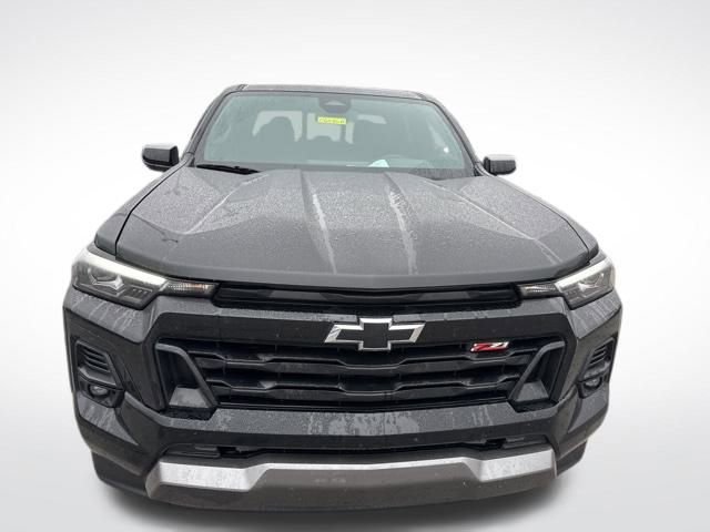Used 2024 Chevrolet Colorado Z71 w/ Z71 Convenience Package 2 image 10