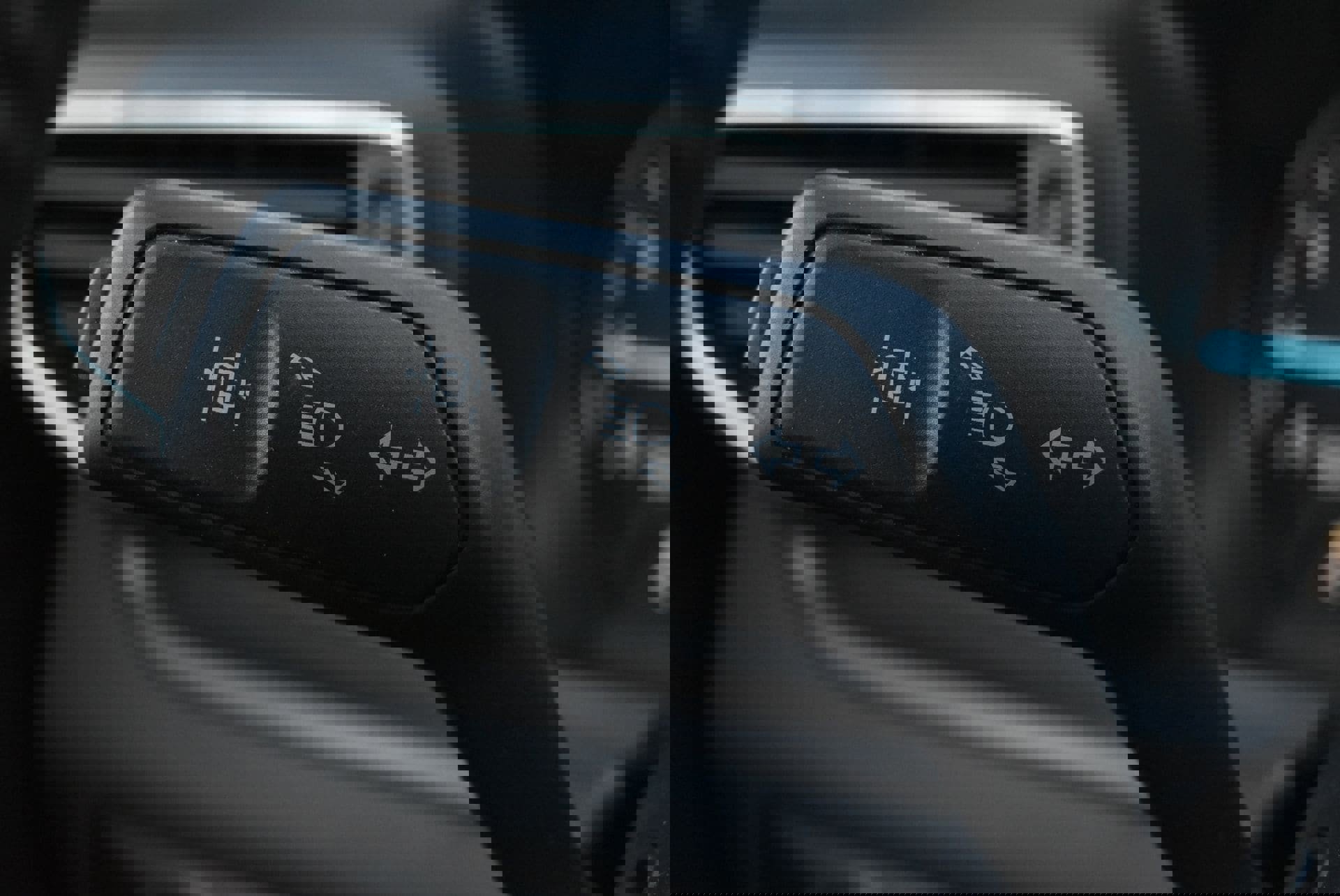 Used 2024 Ford Explorer Limited image 25