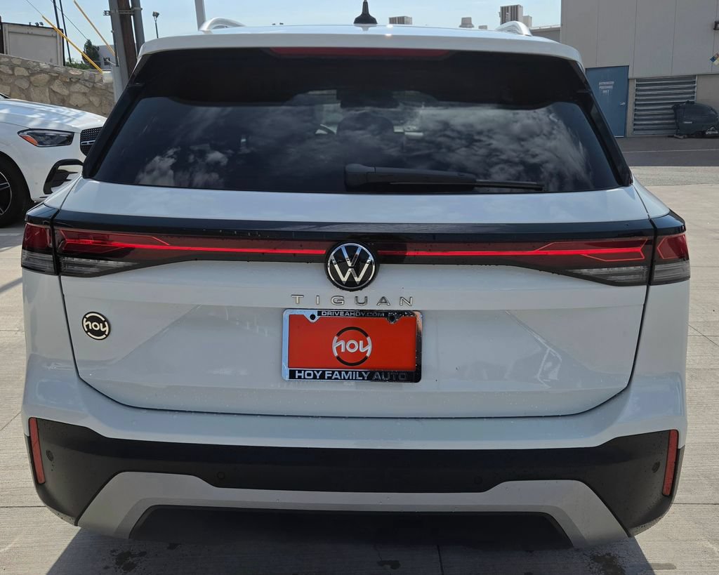 Certified 2026 Volkswagen Tiguan S FWD image 8