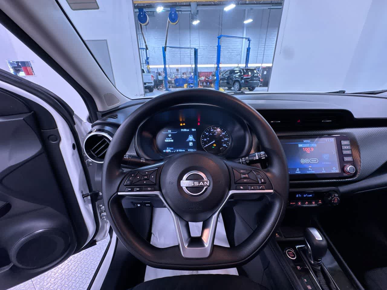 Used 2022 Nissan Kicks SV FWD image 15
