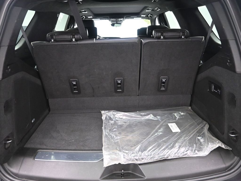 Used 2021 Cadillac Escalade Premium Luxury Platinum AWD/4WD image 39