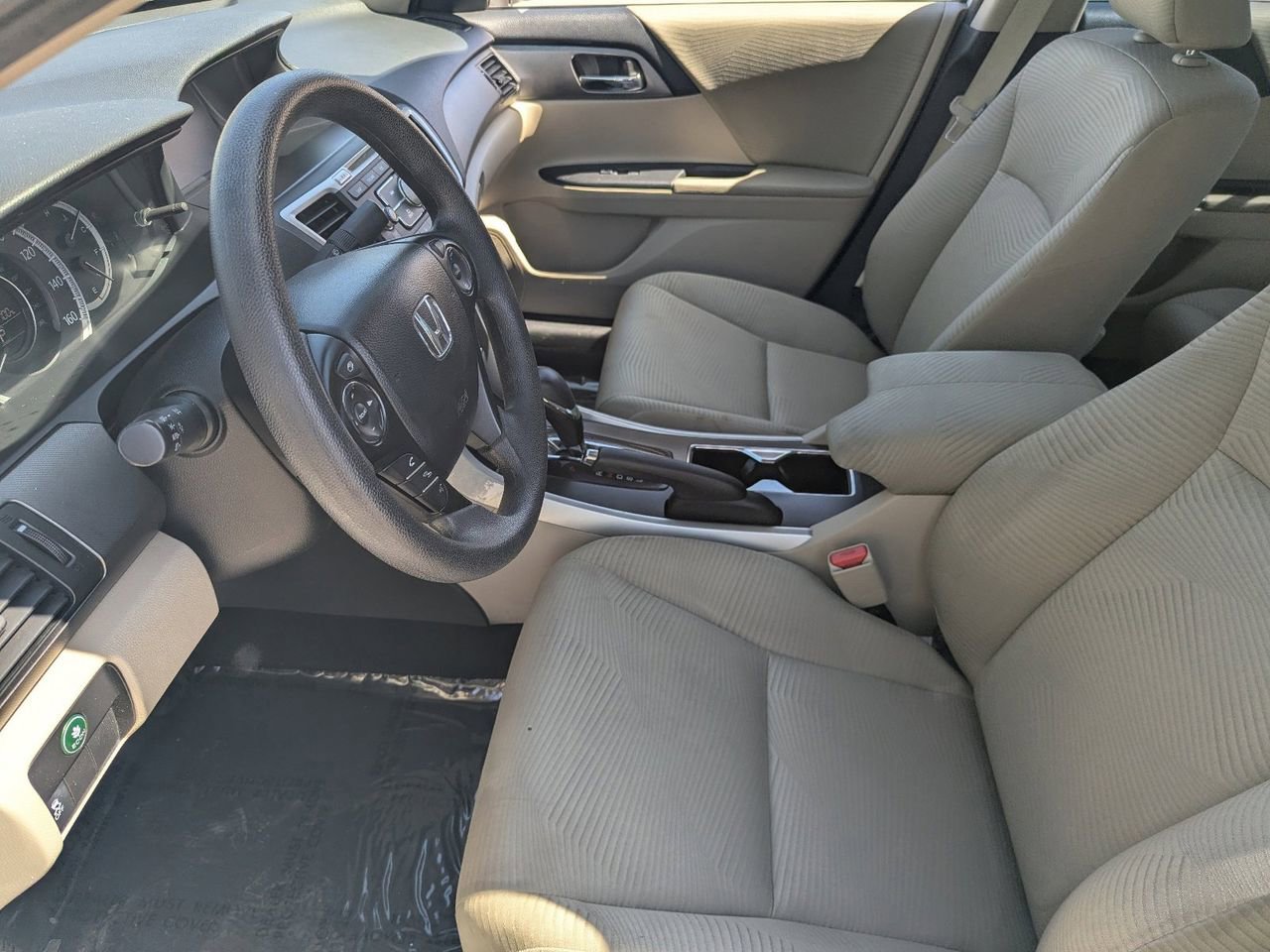 Used 2015 Honda Accord LX image 17