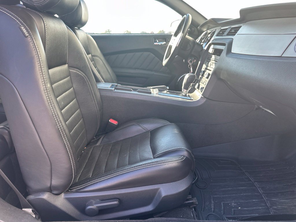 Used 2014 Ford Mustang Premium w/ Equipment Group 201A RWD image 21
