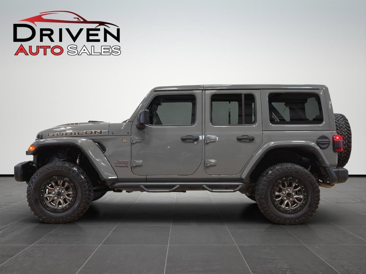 Used 2022 Jeep Wrangler Unlimited Rubicon w/ Trailer Tow Package AWD/4WD image 2