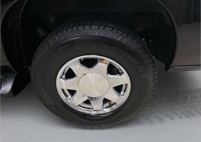 Used 2002 Cadillac Escalade EXT AWD/4WD image 18
