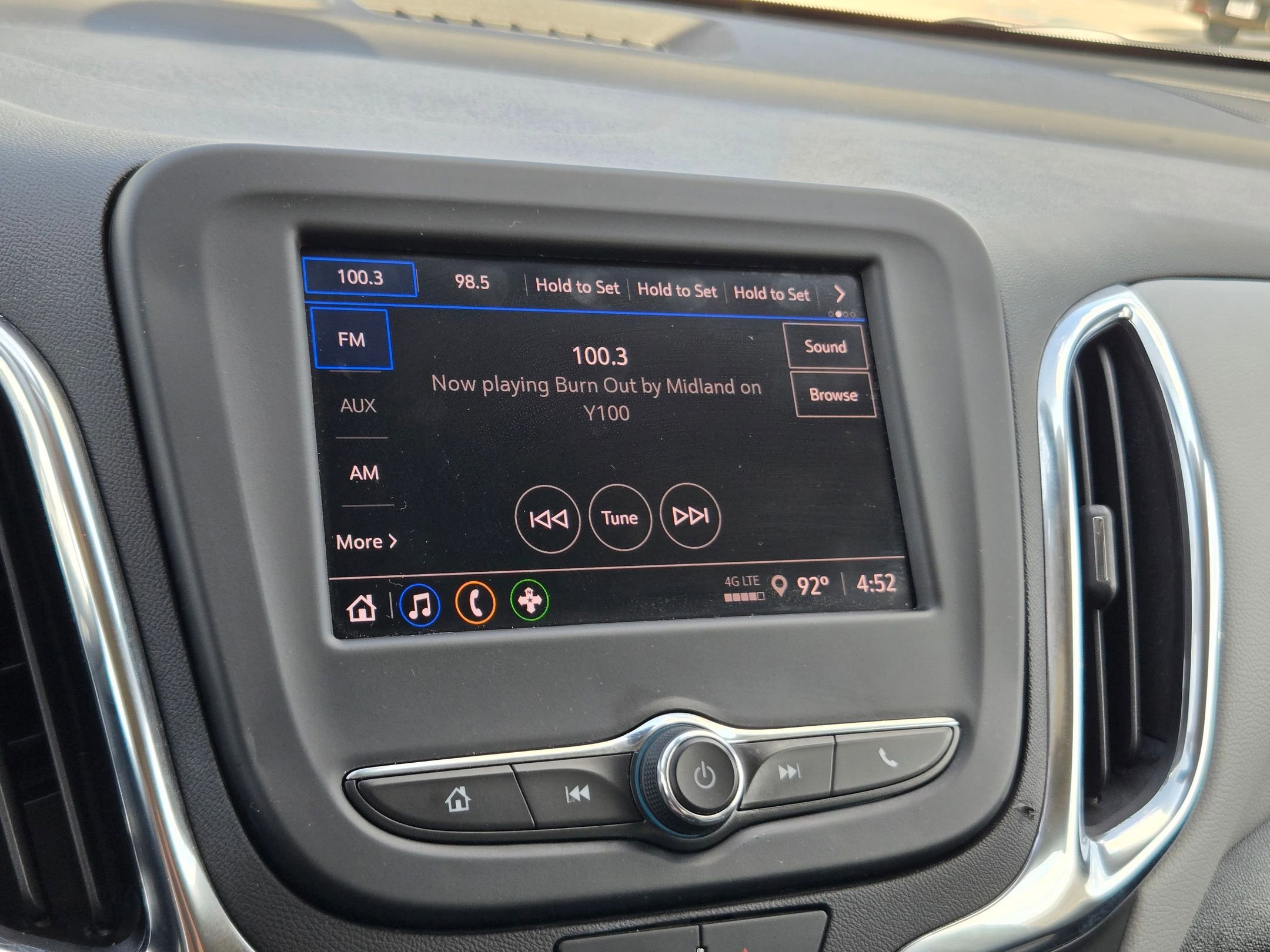 Certified 2024 Chevrolet Equinox LS w/ LS Convenience Package FWD image 15