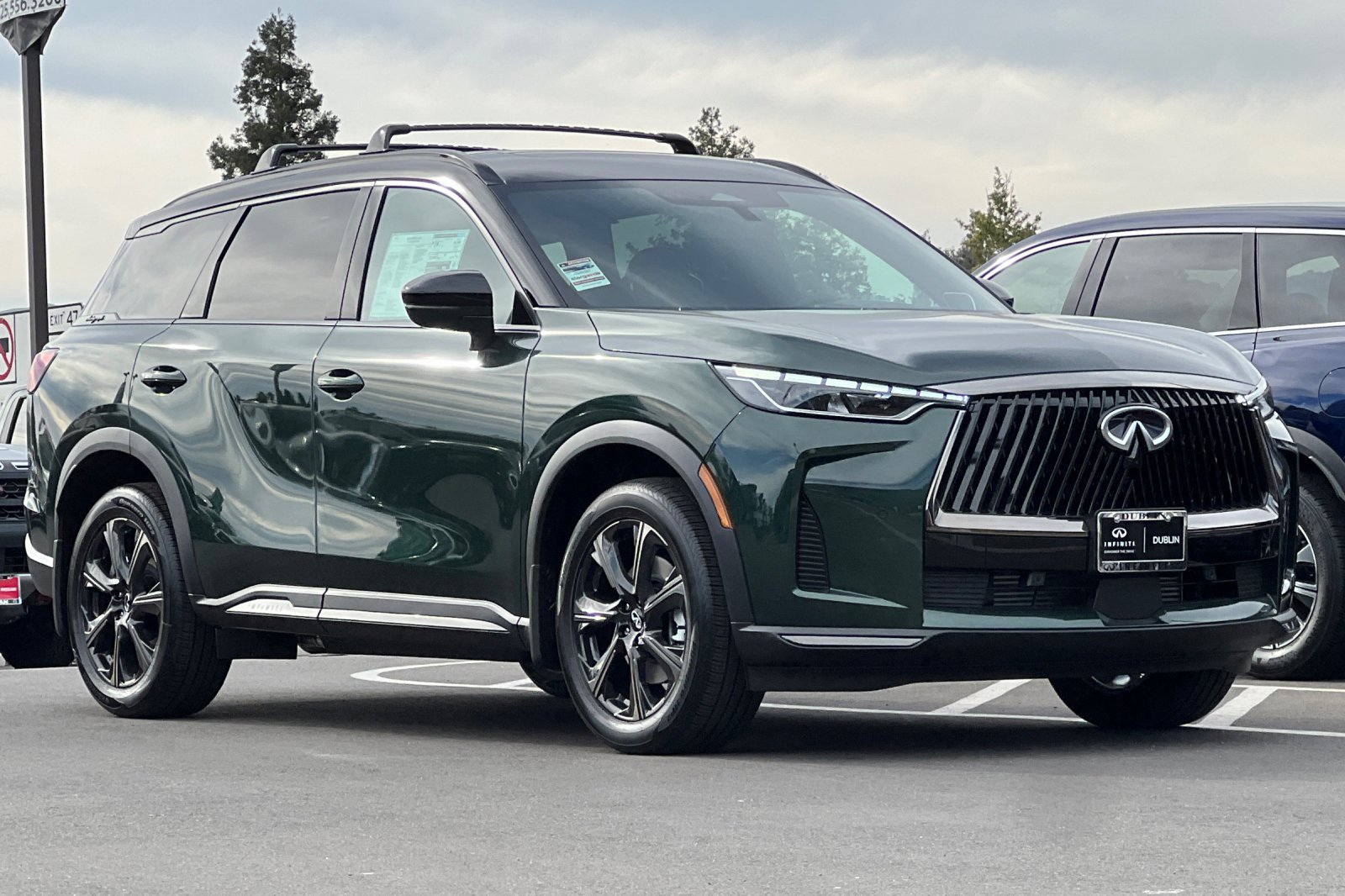 New 2026 INFINITI QX60 Autograph w/ Dark Cargo Package image 7