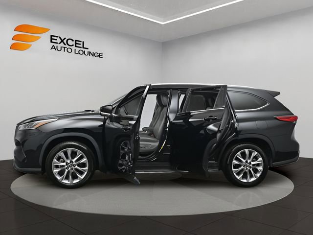 Used 2022 Toyota Highlander Limited image 51