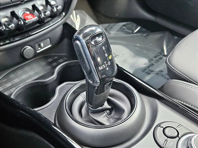 Used 2022 MINI Cooper Clubman S w/ Premium Package image 12