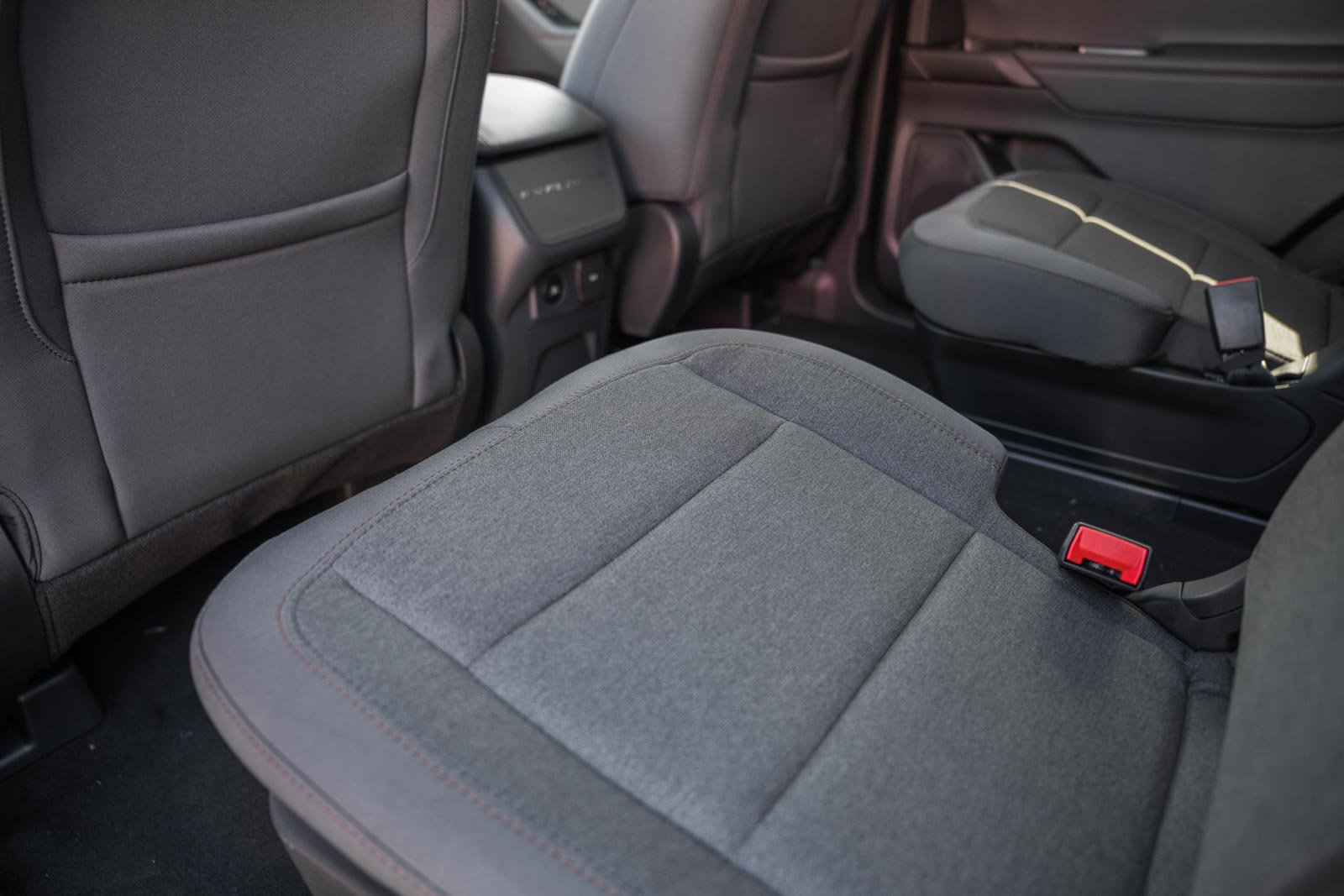 New 2026 Ford Explorer Active AWD/4WD image 33