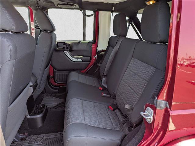 Used 2012 Jeep Wrangler Unlimited Sahara w/ Connectivity Group AWD/4WD image 17