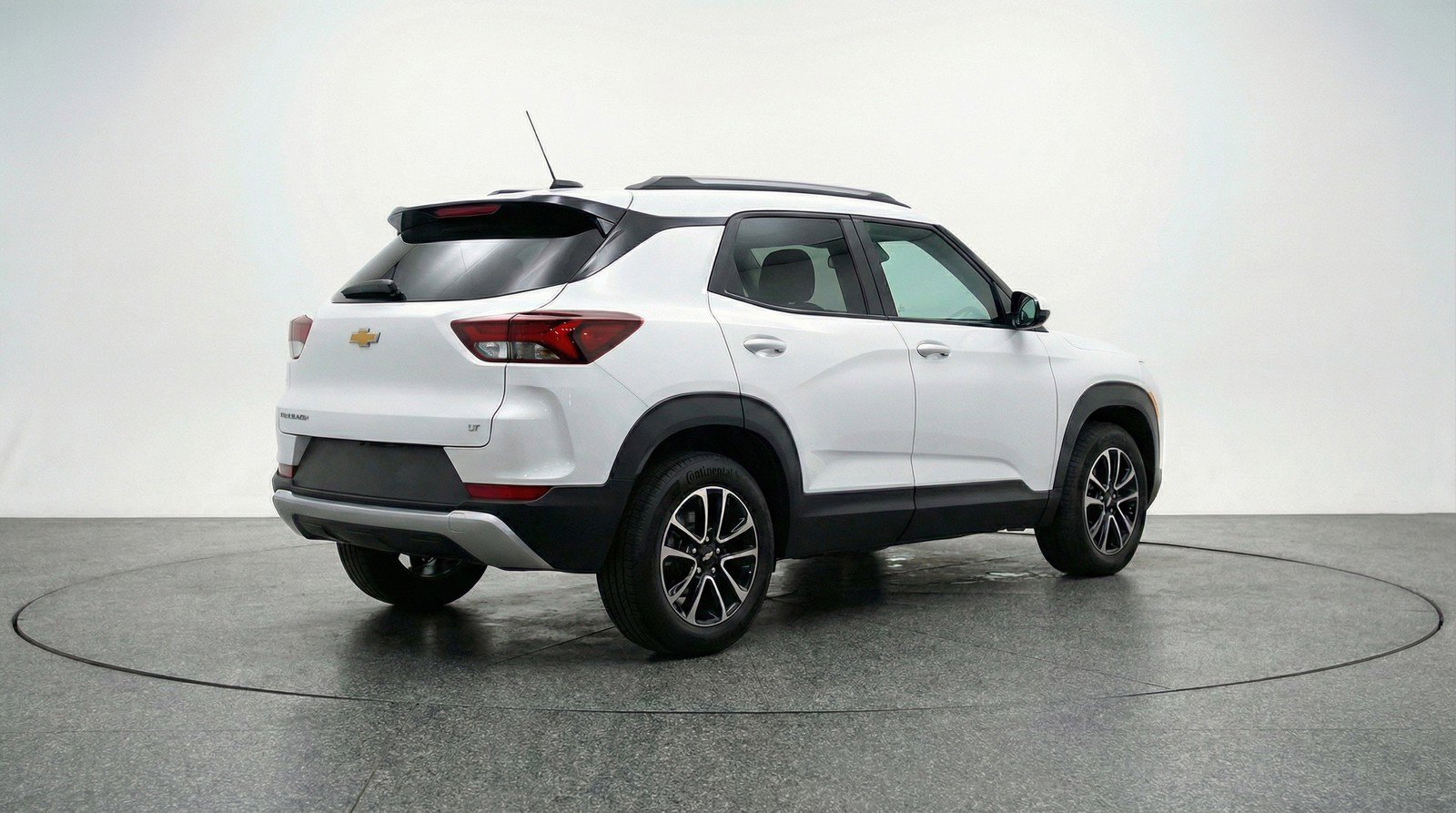 Used 2025 Chevrolet TrailBlazer LT FWD image 9