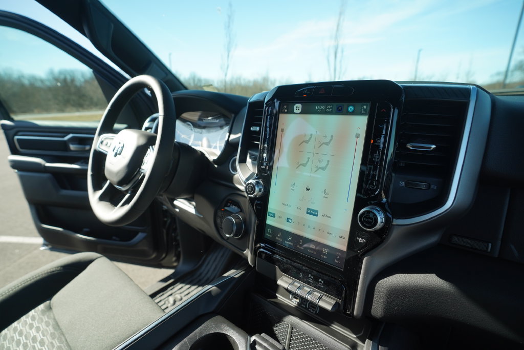 New 2026 RAM 1500 Big Horn AWD/4WD image 31